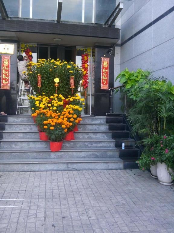 玉东河沿酒店 胡志明市 外观 照片